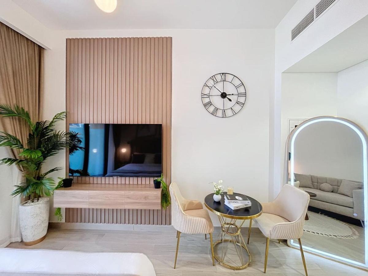 Apartment Azizi Riviera 26 - Gorgeous Dubai